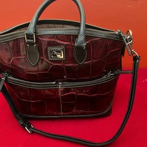 DOONEY & BOURKE 1990’s VINTAGE.  Dust bag included